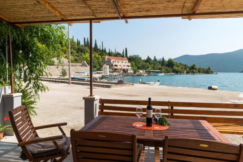Holiday Home Anima Maris Стон Экстерьер фото