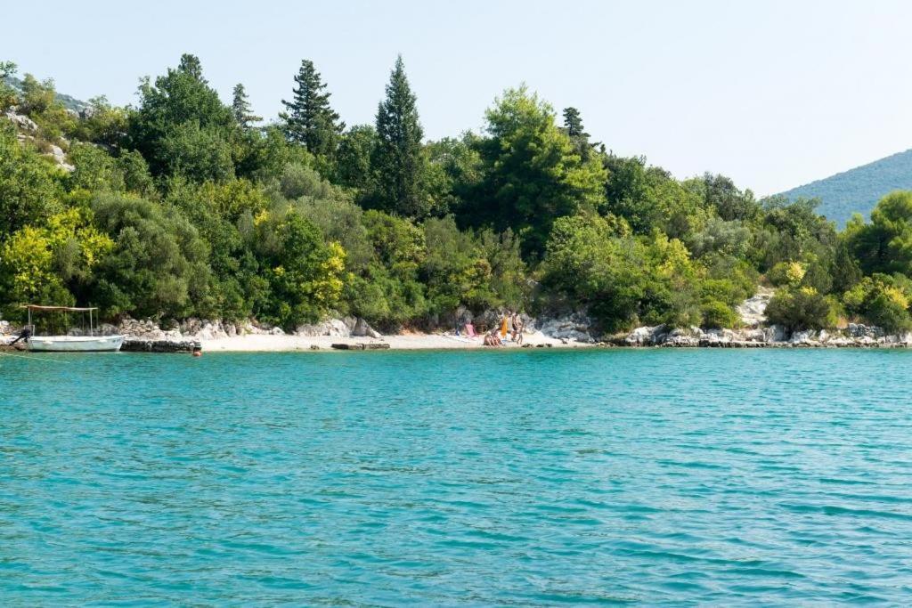 Holiday Home Anima Maris Стон Экстерьер фото